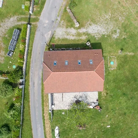 Dom wakacyjny Demeure Atypique - Ancienne Loge Saint-Gérons